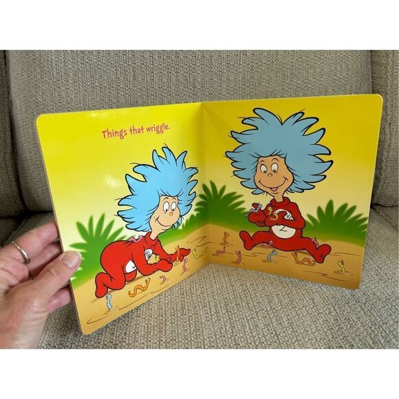 Dr. Seuss’s Spring Things Board Book NEW - Picture 5 of 9